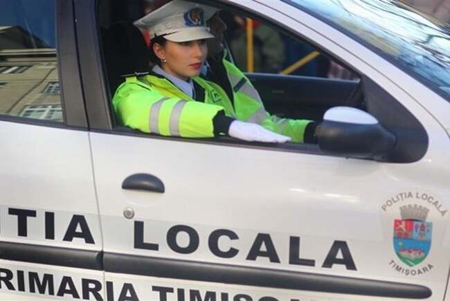 Politia Locala Timisoara Cumpara Uniforme Noi De 85 000 De Euro
