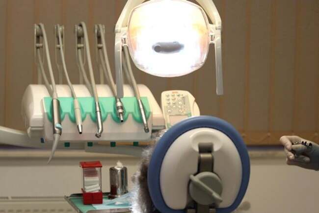 Poza pentru articolul Tratamente stomatologice finanțate în spitalele publice. Ministerul Sănătății lansează programul AP-STOMA