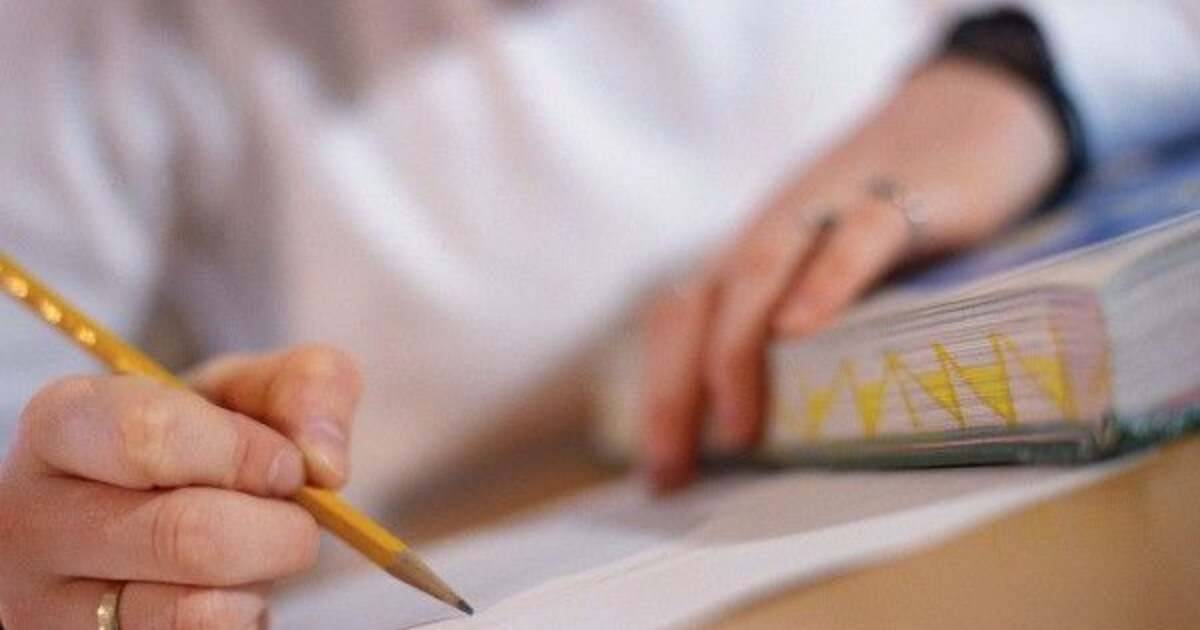 "Mulți concurenți la examenul de rezidențiat susținut la Timișoara" "Mulți concurenți la examenul de rezidențiat susținut la Timișoara"