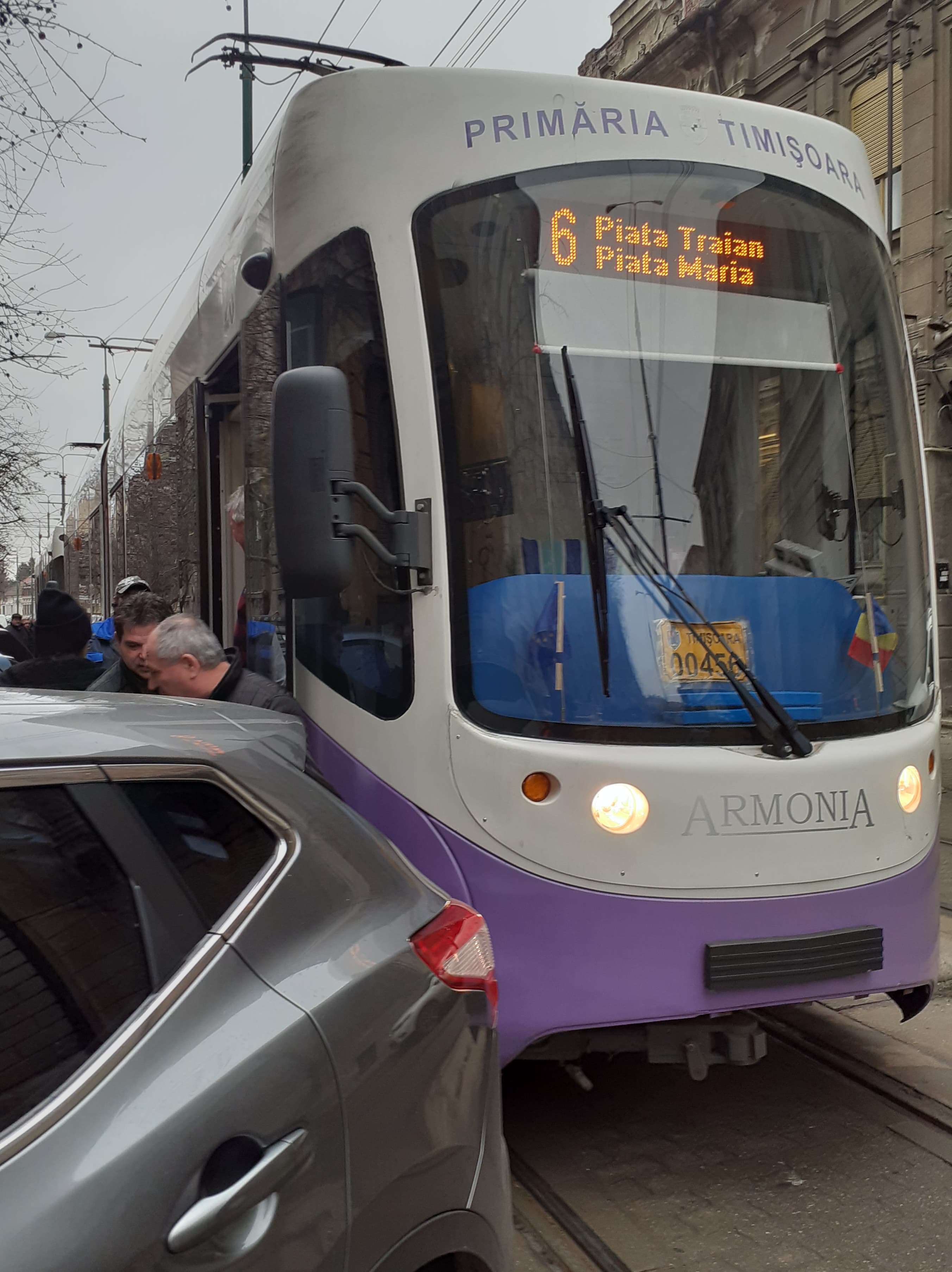 83917635_3009051942491214_3517131878127632384_n