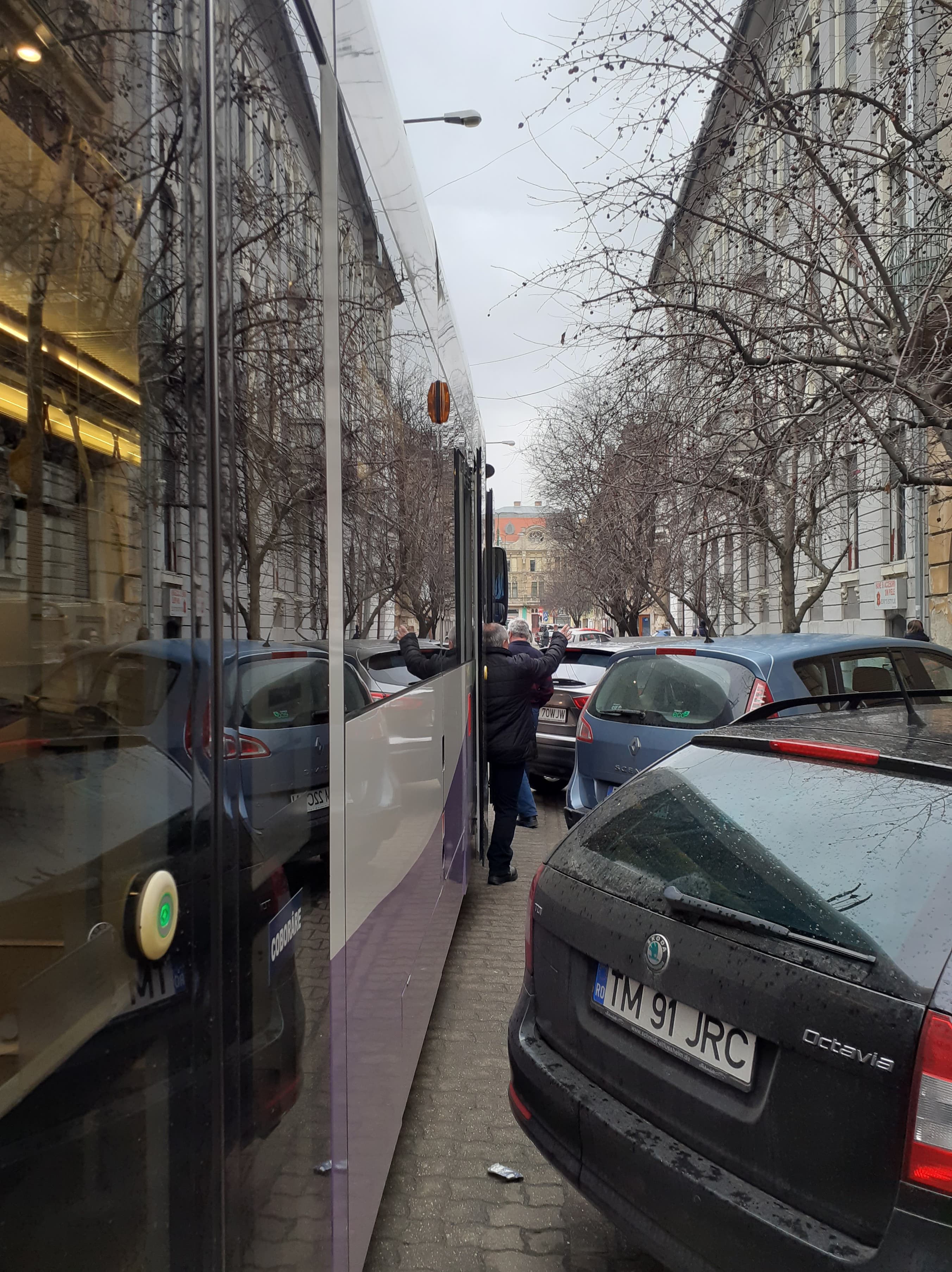 84113759_659370924801167_6894240018450087936_n