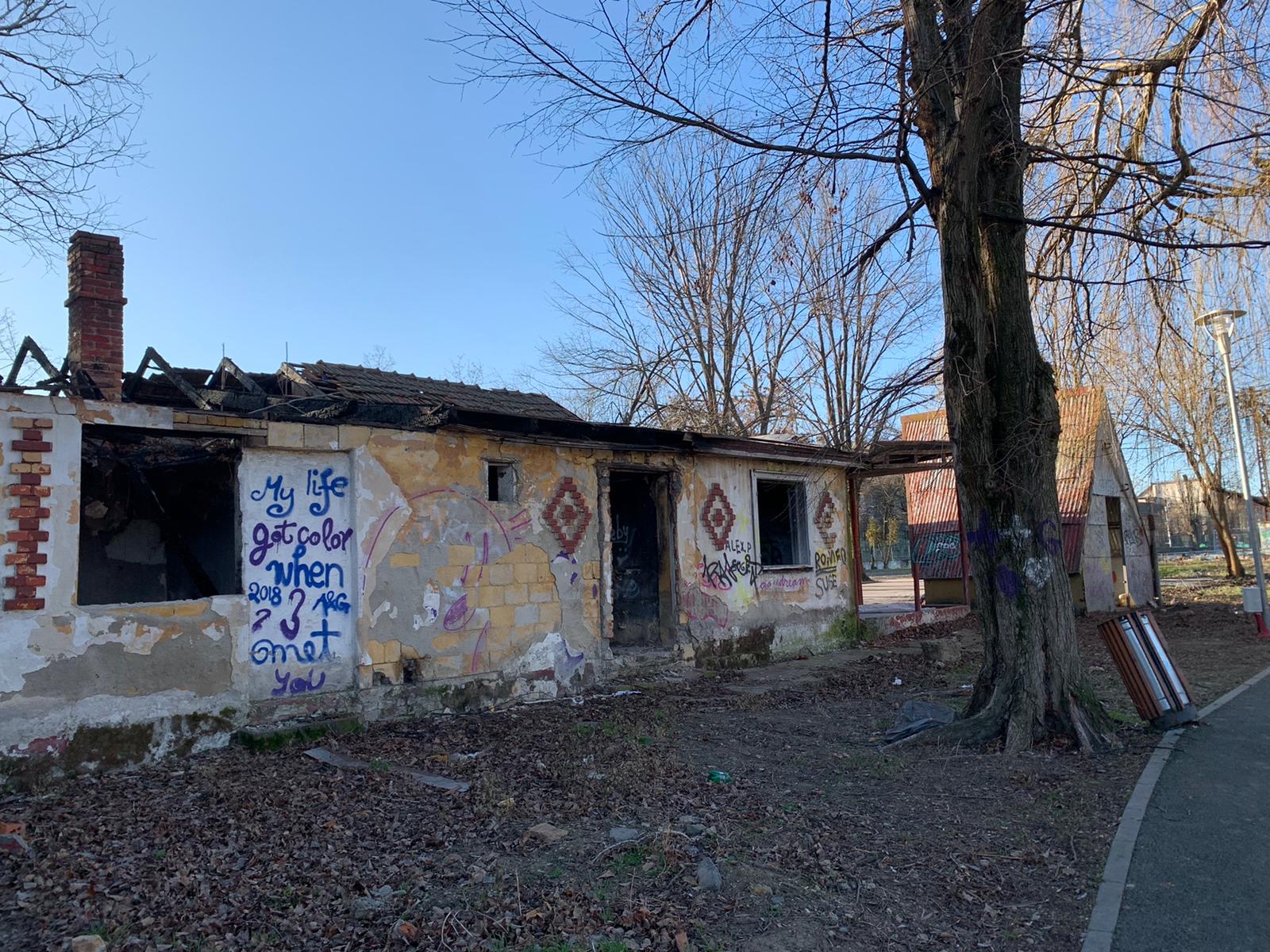 ruine baza sportiva podul jiul 10