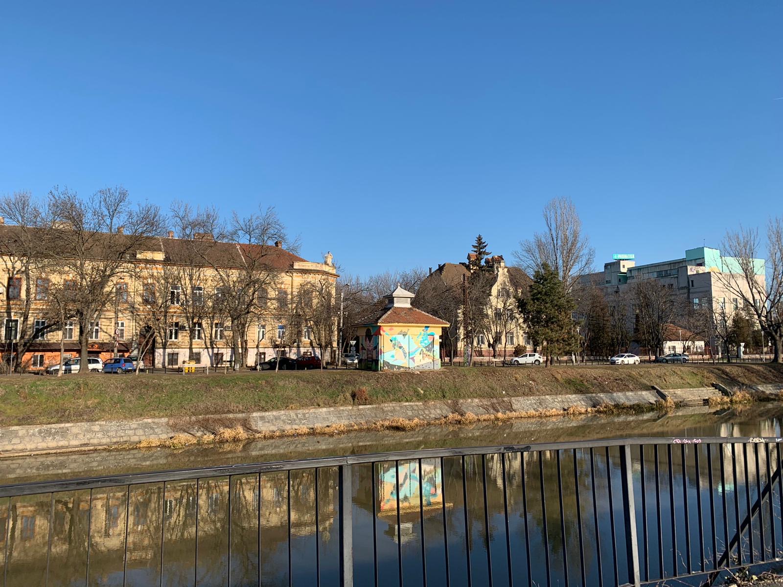 ruine baza sportiva podul jiul 18