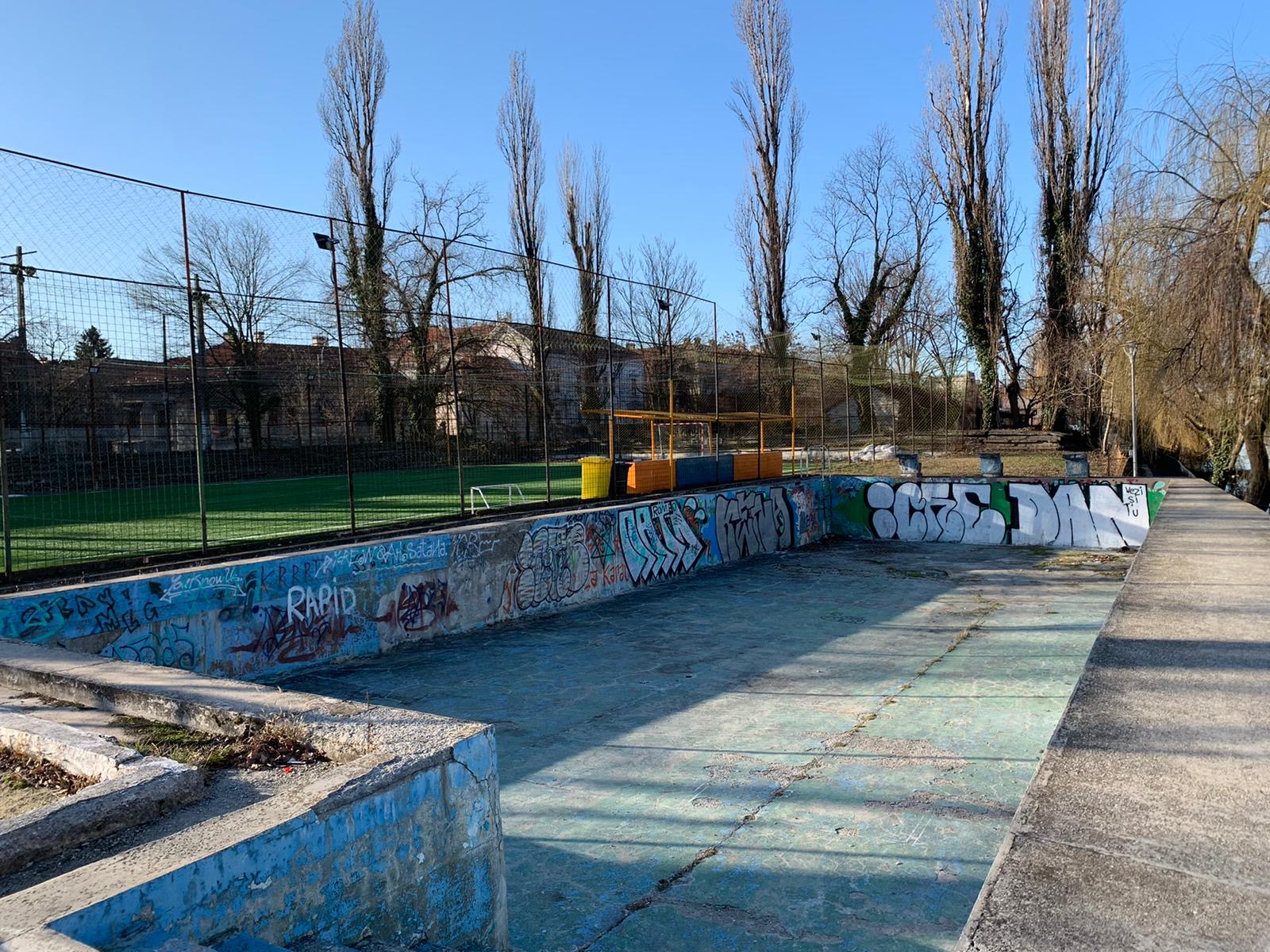 ruine baza sportiva podul jiul 4