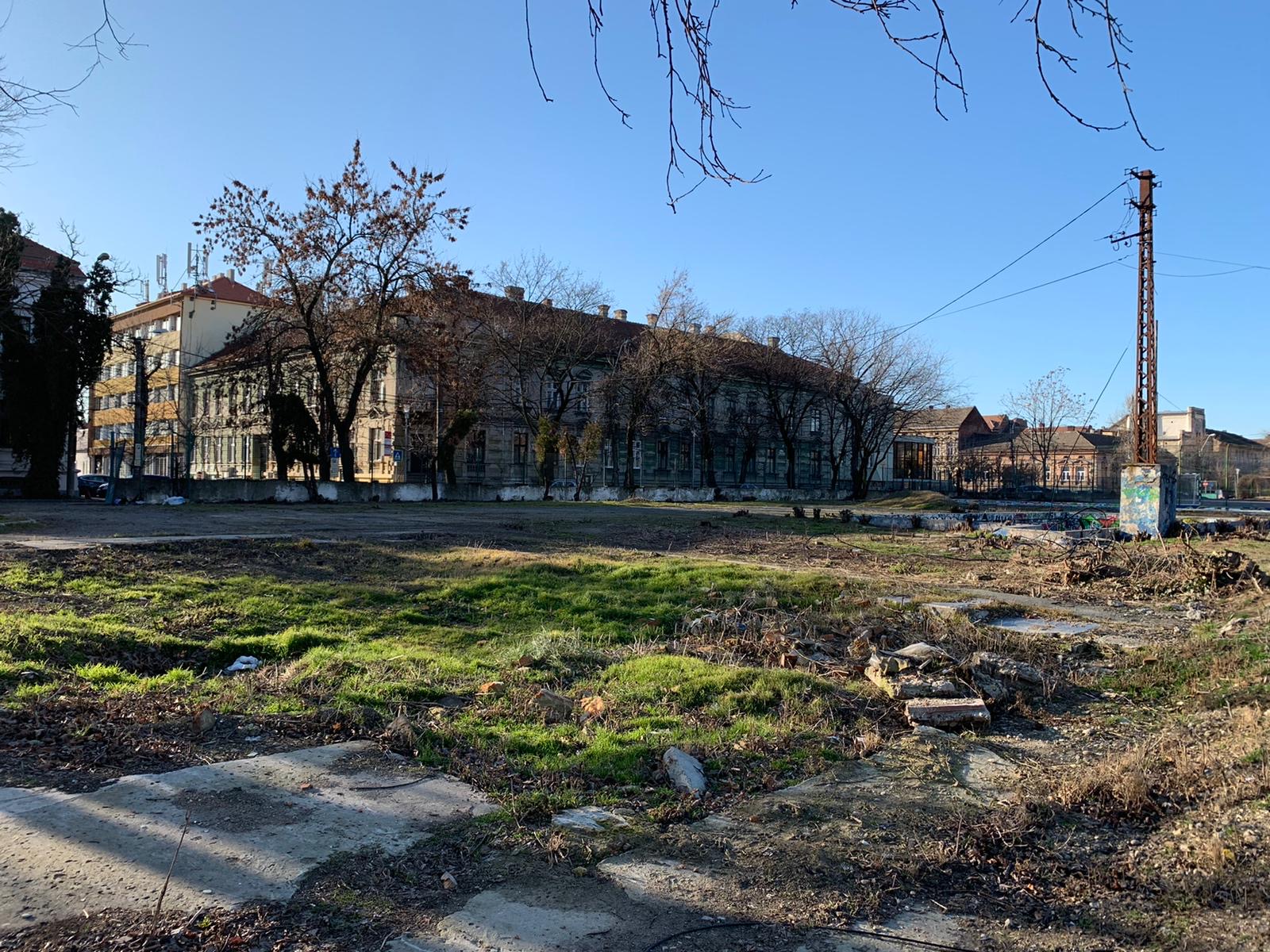 ruine baza sportiva podul jiul 5