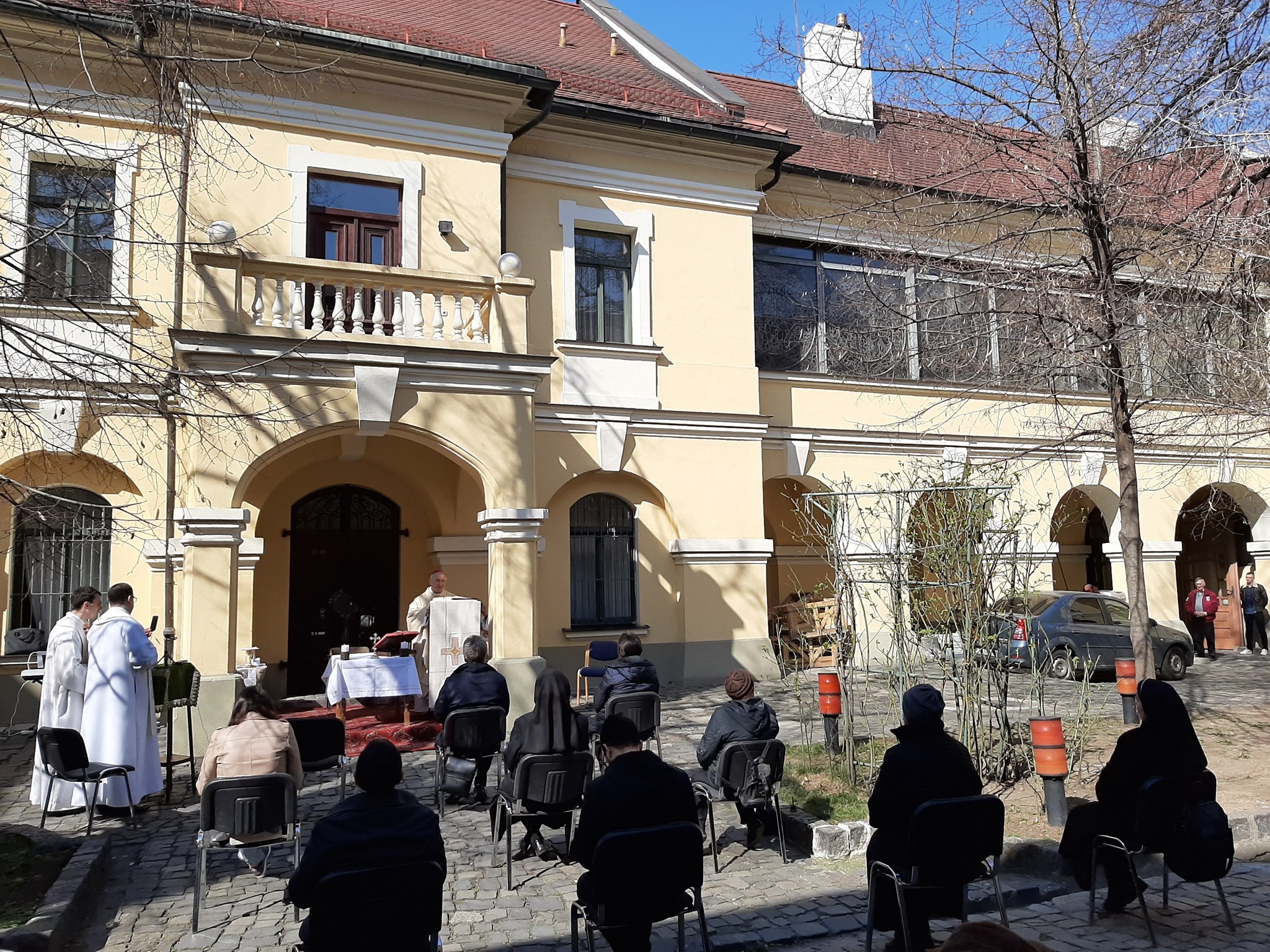 89823697_2593872904215669_4314388416558006272_o