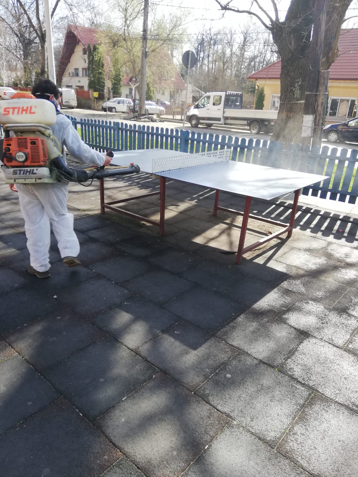 dezinfectare locuri de joaca si parcuri coronavirus 3