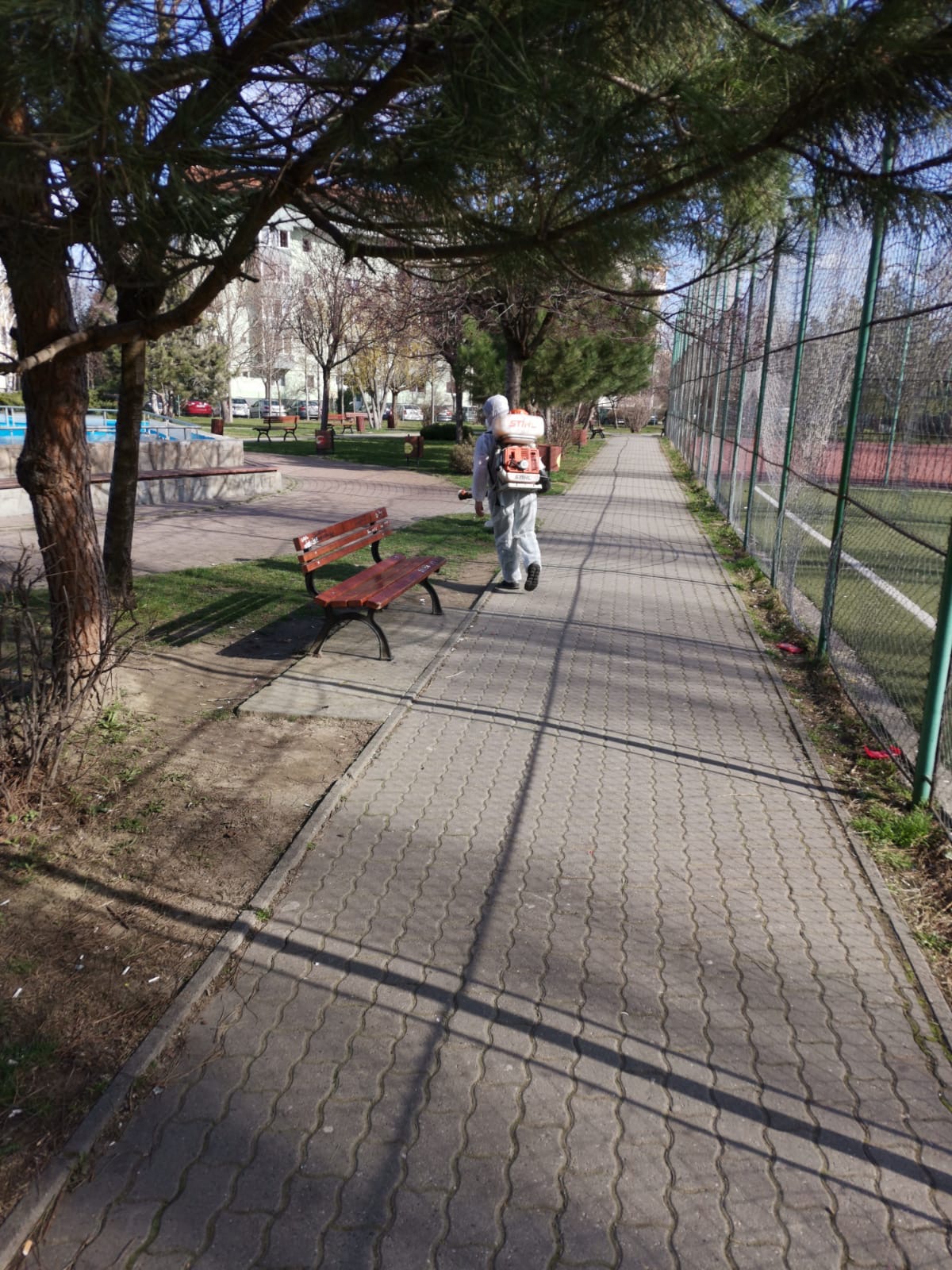 dezinfectare locuri de joaca si parcuri coronavirus 4