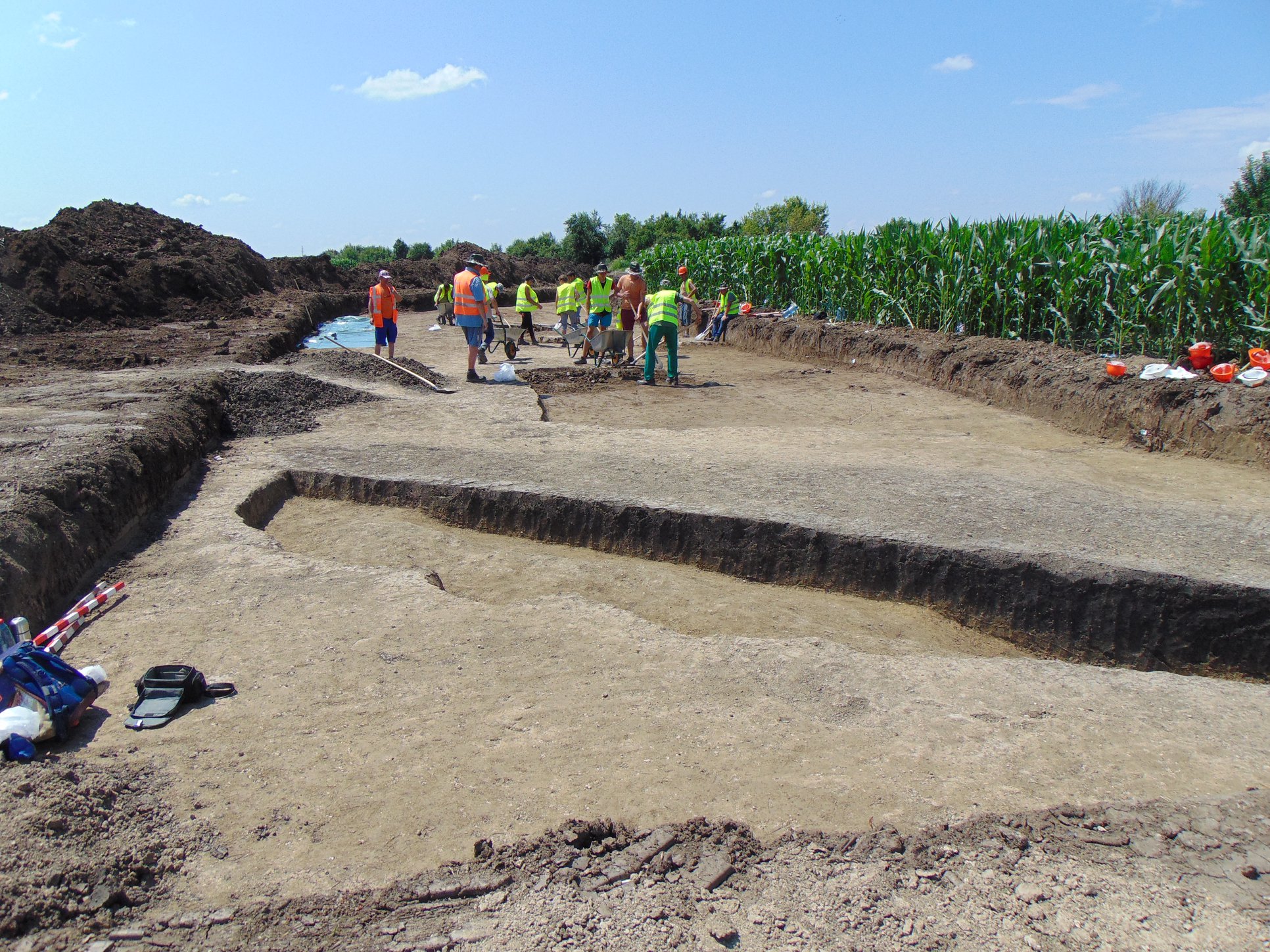 93032072_217237939718357_5432430362905018368_o