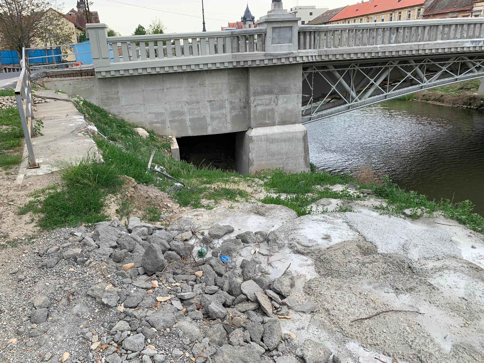 1c1d852d-c7ba-4fe7-971f-c71abe65cca8