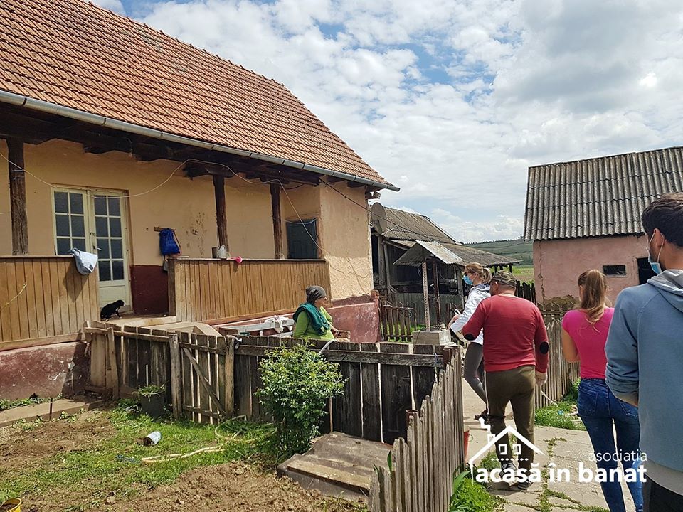 95776765_917577355358238_1110123512711872512_o