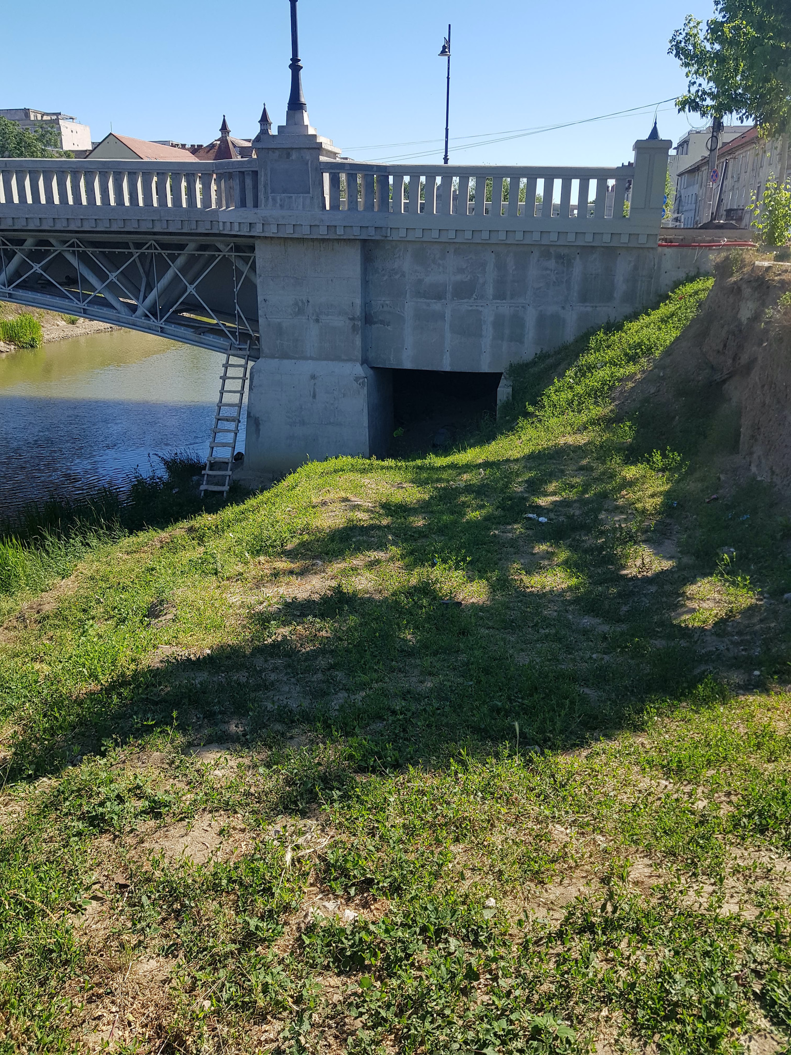 podul eroilor finisaje ioc 9