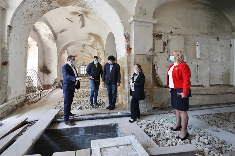 101502076_3907078922699656_8532171890368708608_o