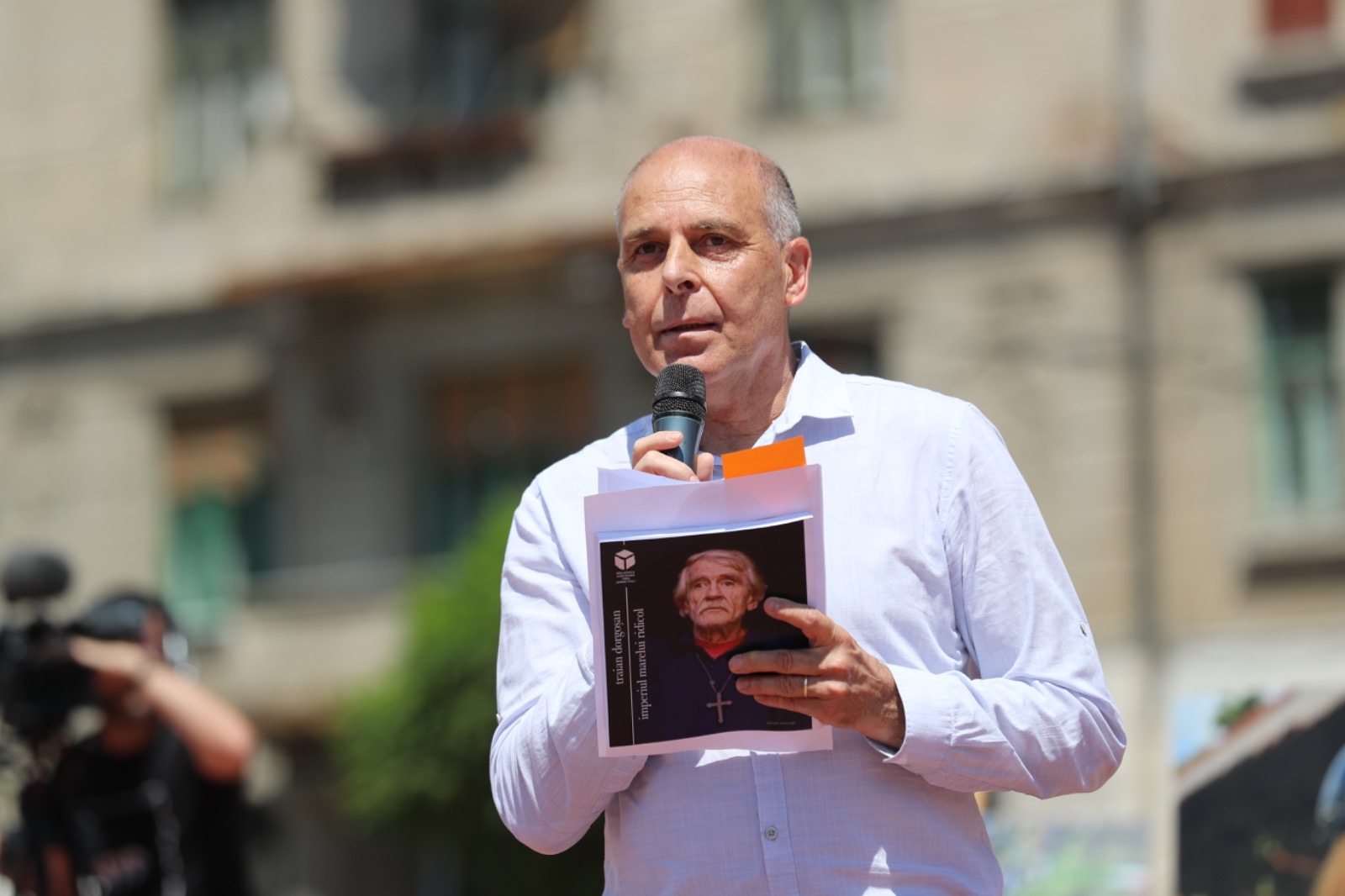 822bbd3f-ad43-46c1-a276-1b631b93a6f3