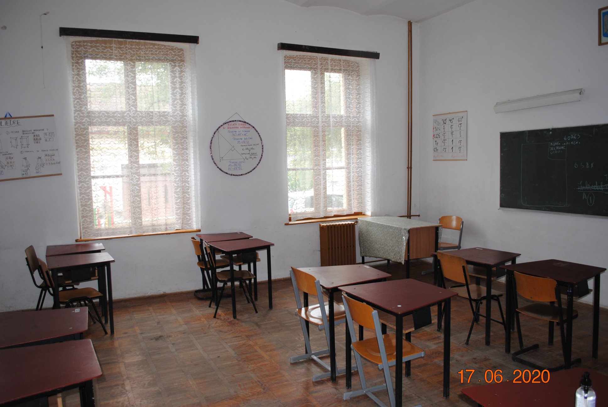 bani europeni buzias scoala renovata drumuri 1