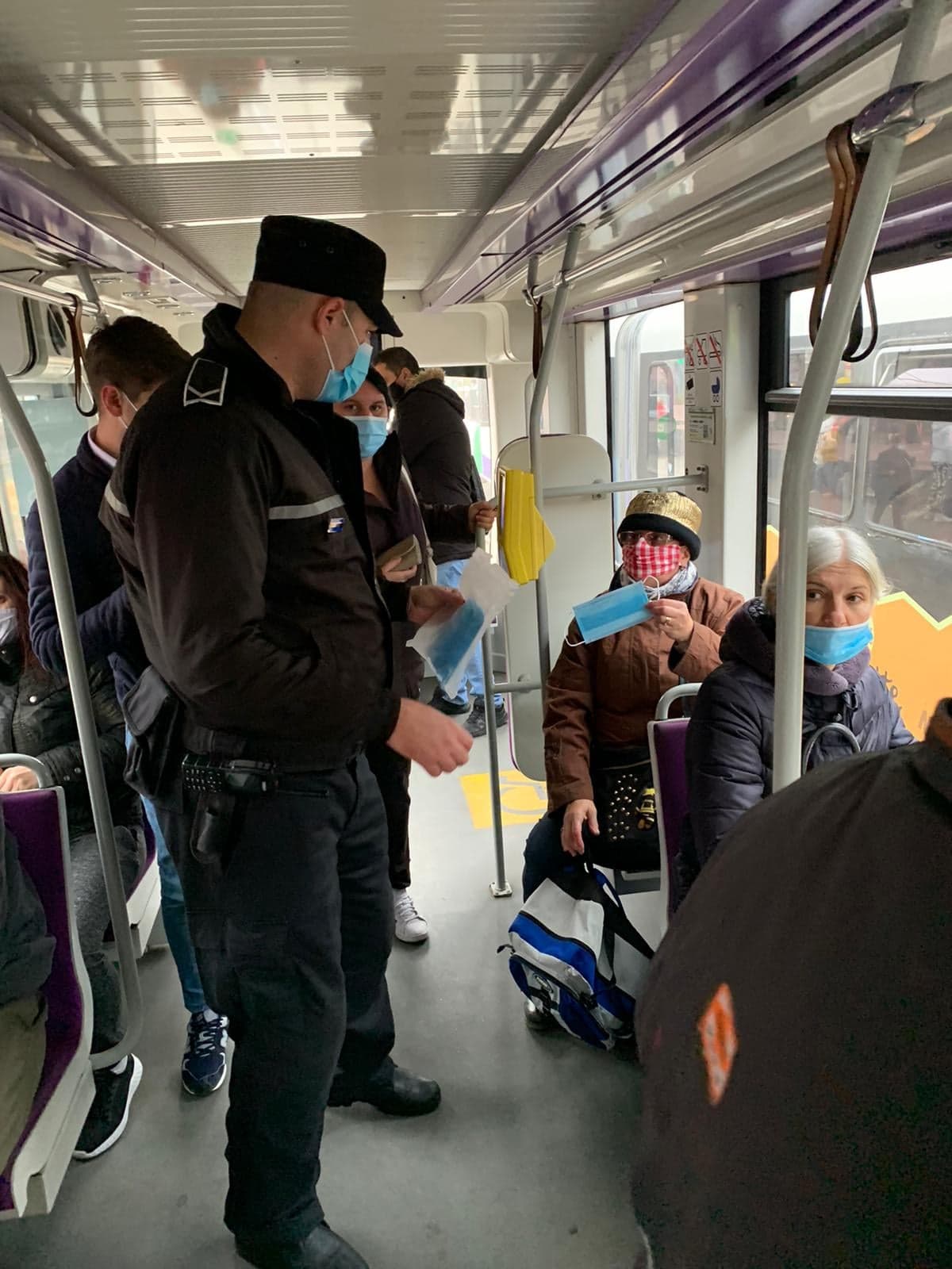 politia locala masti statii mijloace de transport STPT 8