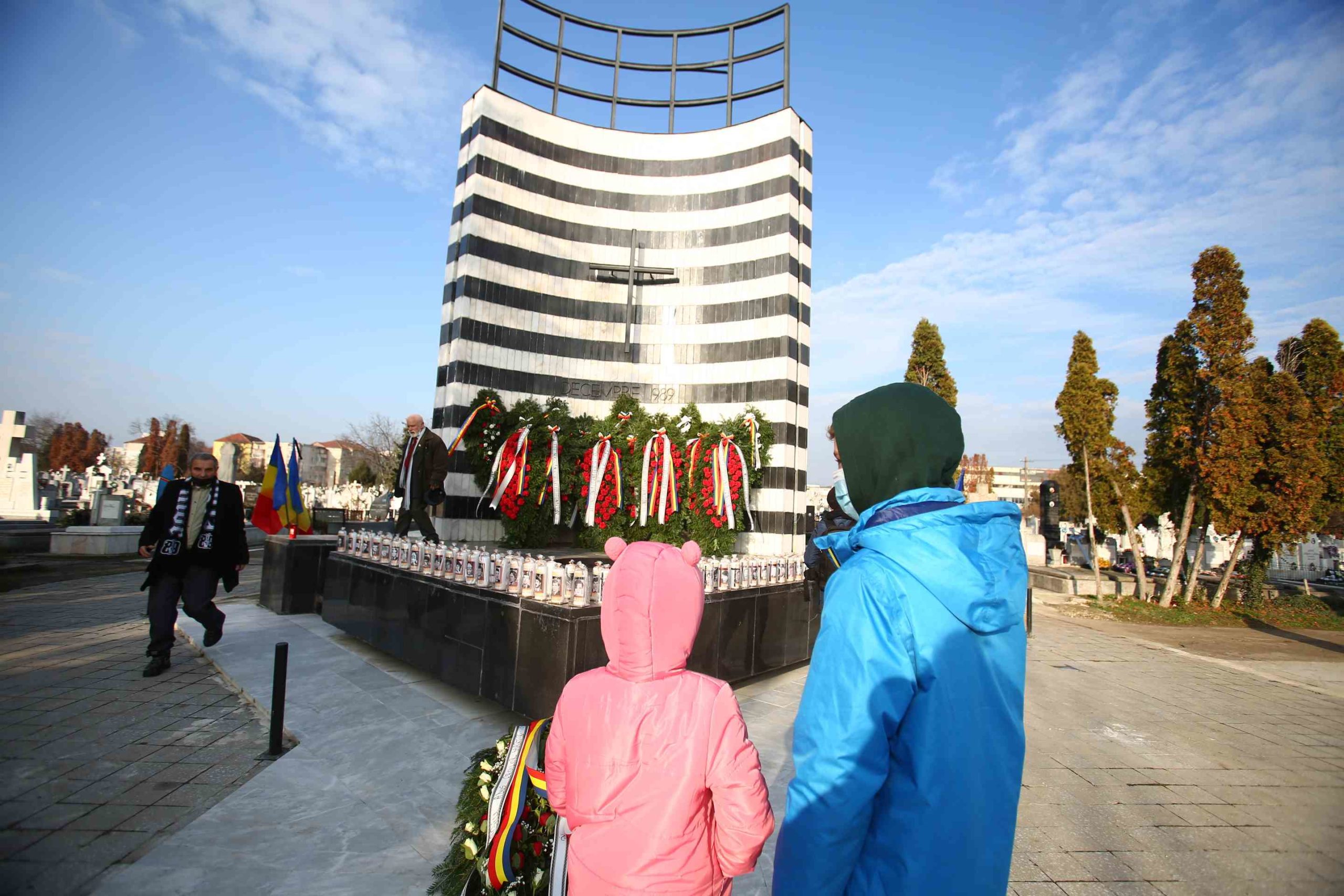 Pomenire eroi revolutie Cimitirul Eroilor 1989 (1)