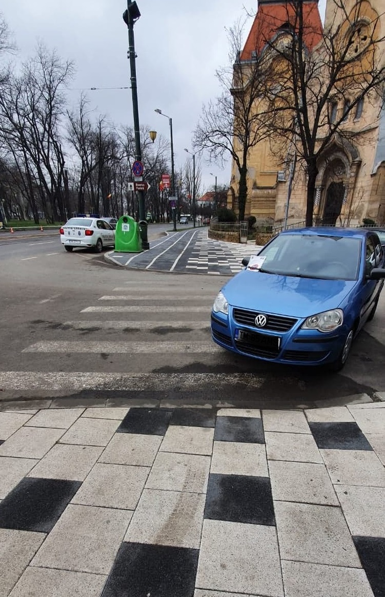 masini parcate aiurea centru timisoara foto politia locala 5