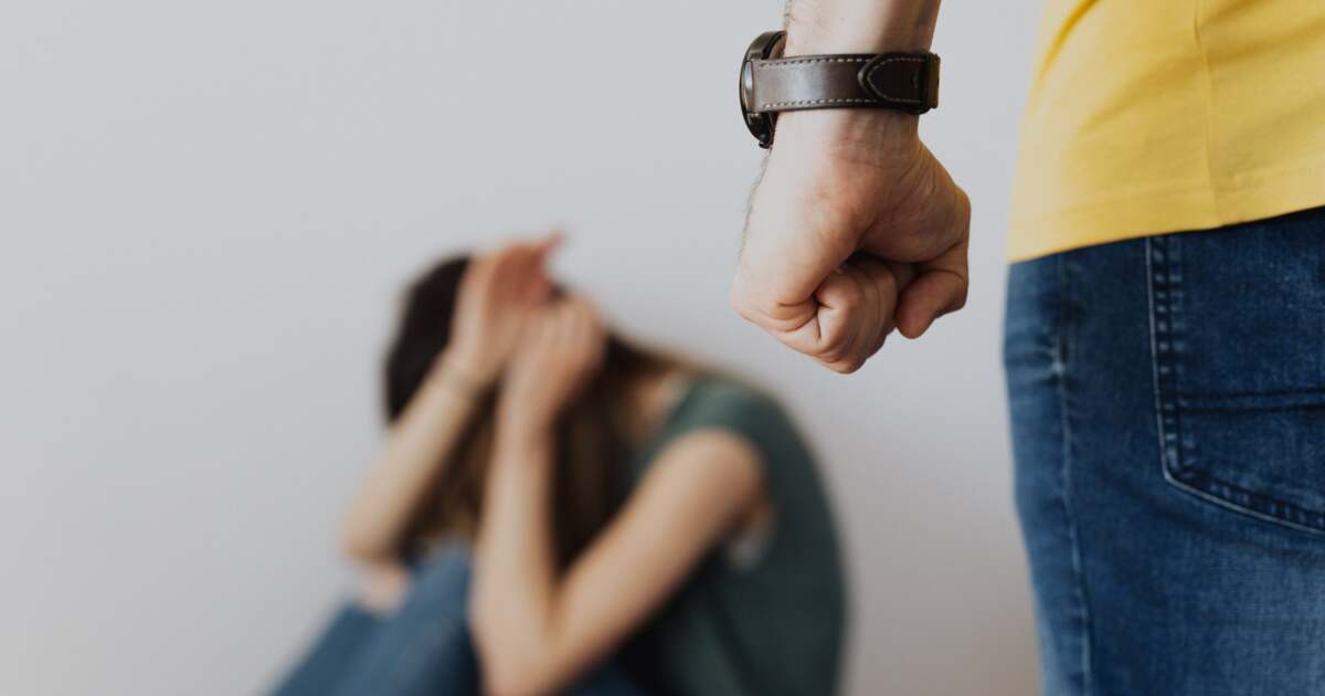 Parlamentul European a adoptat primele reguli împotriva violenței femeilor Parlamentul European a adoptat primele reguli împotriva violenței femeilor
