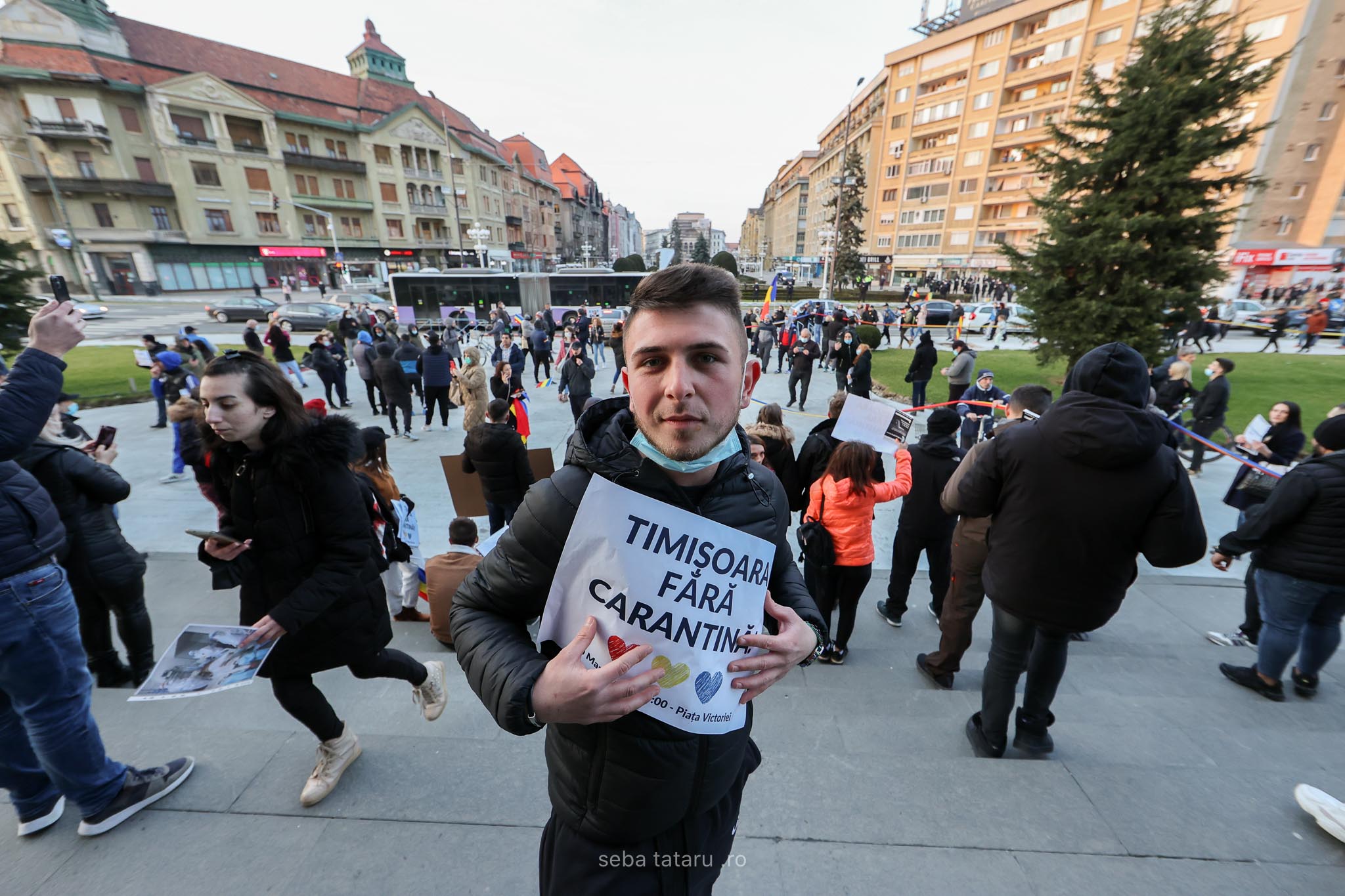 Protest Timișoara anti carantină. Sursă foto - Seba Tătaru (6)