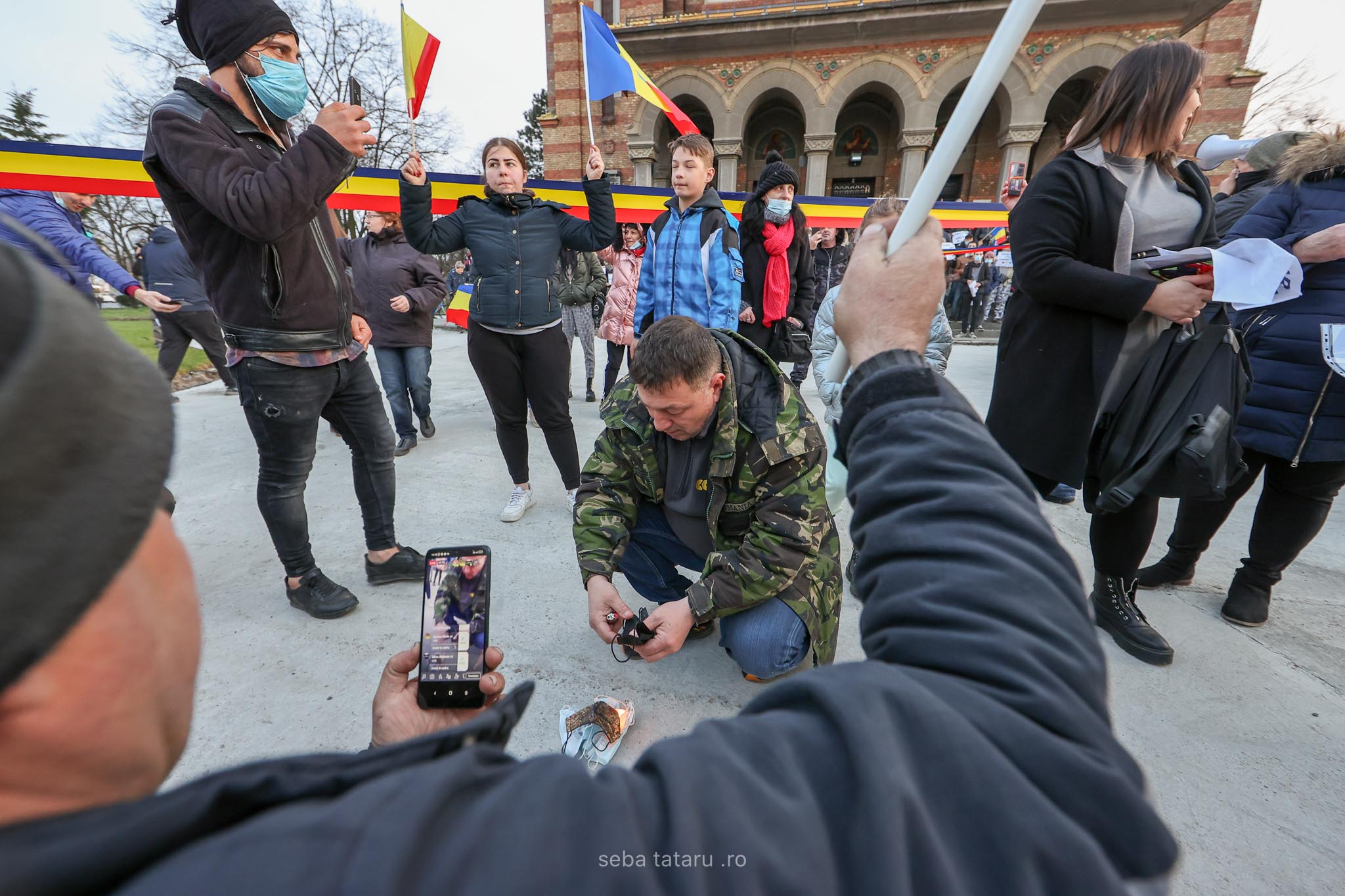 Protest Timișoara anti carantină. Sursă foto - Seba Tătaru (17)