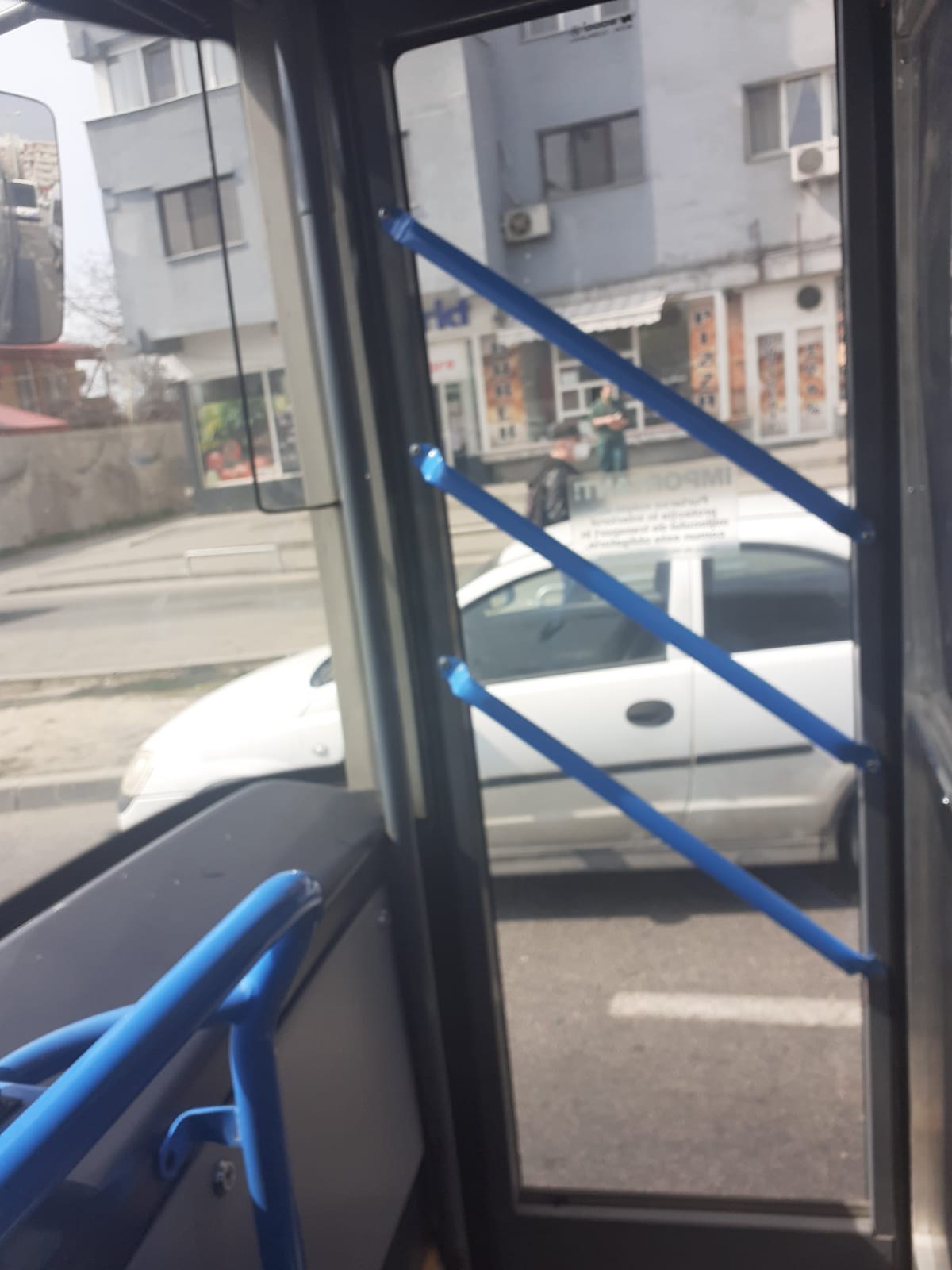 Șoferii de autobuz din Timișoara nemulțumiții de bizonii care blochează stațiile mijloacelor de transport în comun