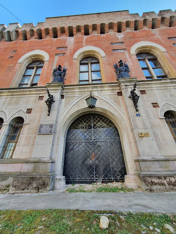 Breasla Ghizilor din Timișoara cere curățenie în jurul Castelului Huniade