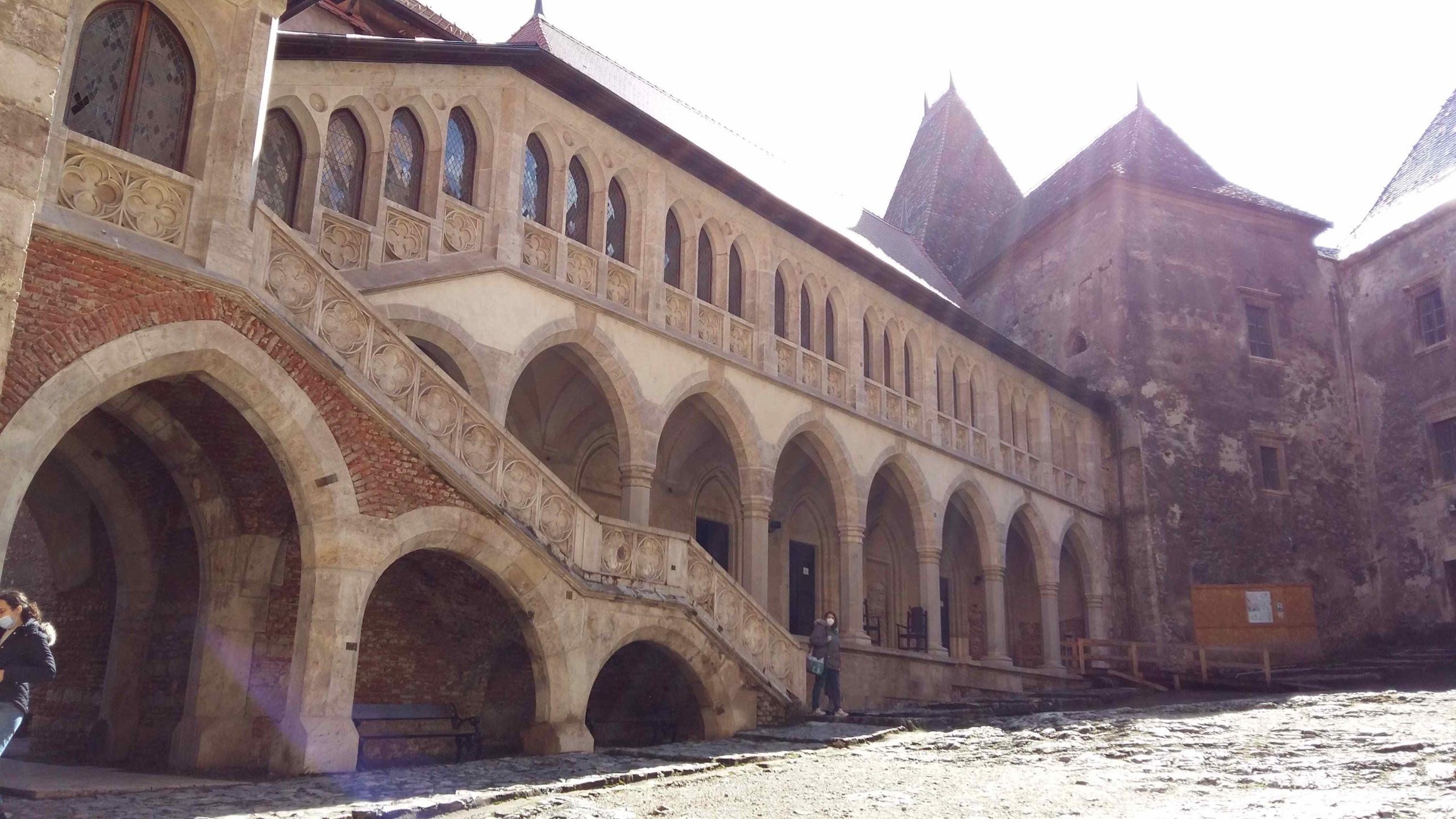 castelul corvinilor hunedoara (2)