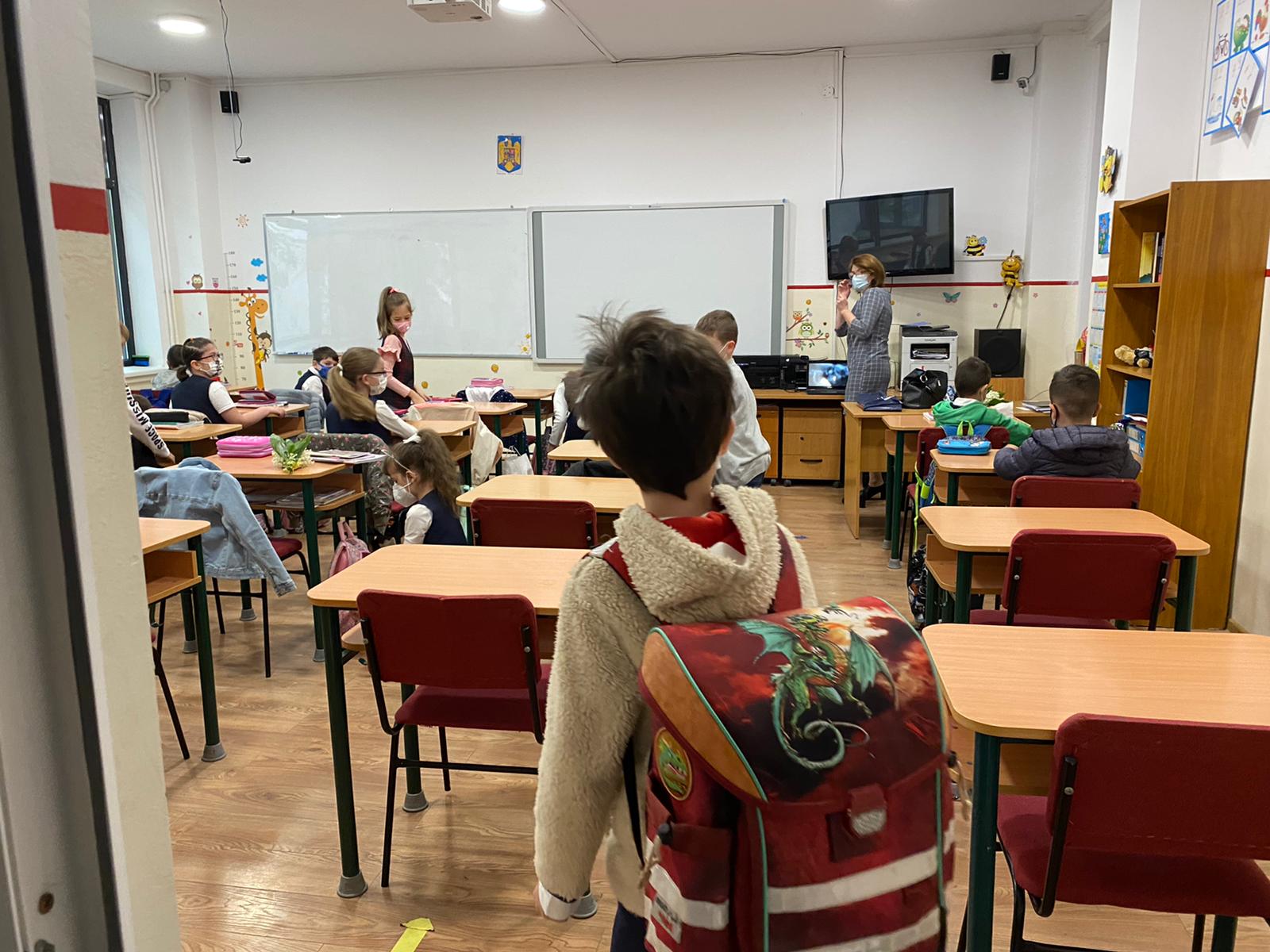 revenire scoala 11  generala 30 clasa