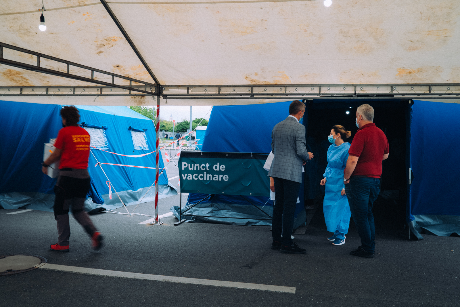 ioana mihaila drive thru (2)