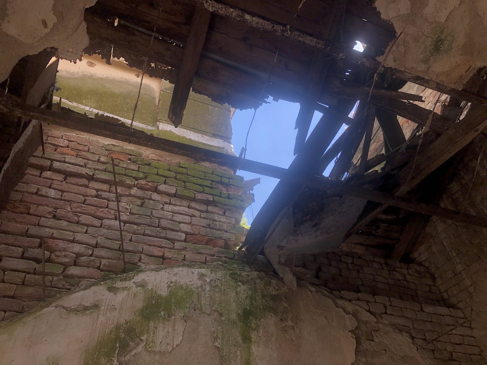 biserica din bobda ambulanta pentru monumente 14