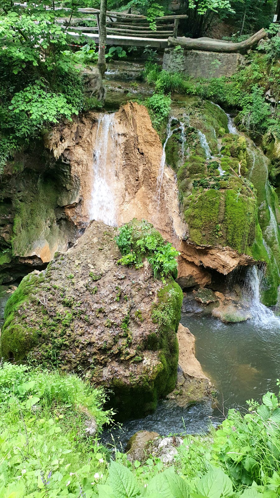 Cascada Bigar prabusita (22)