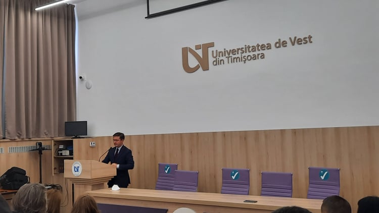 elevi premiati UVT (1)