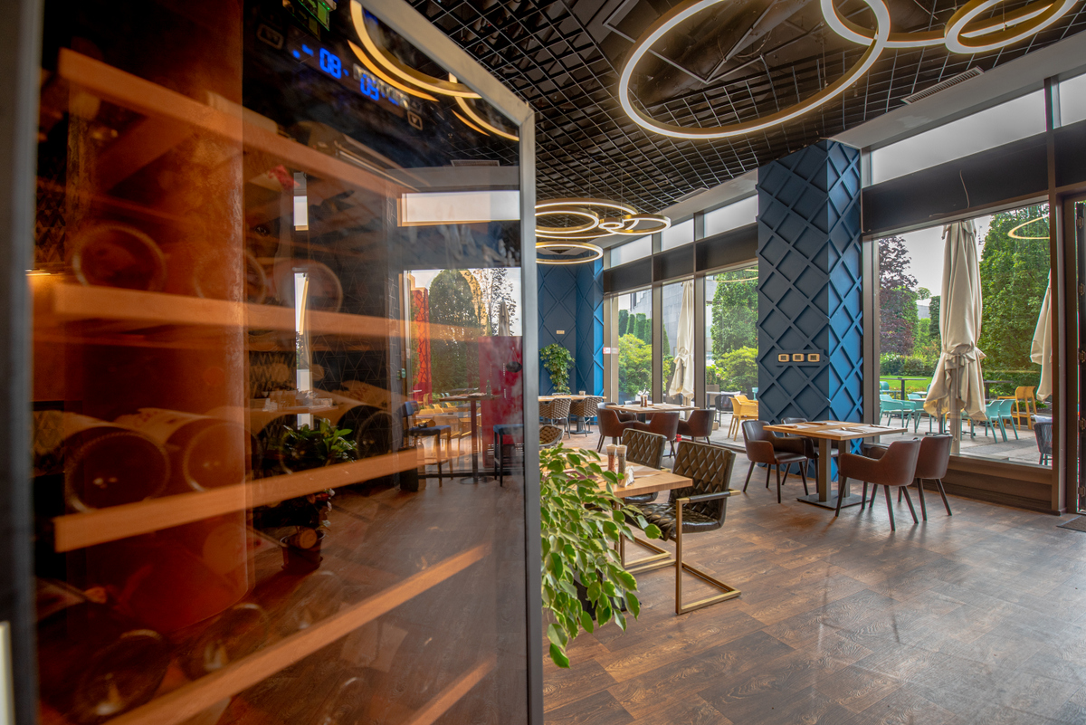 La Trattoria - Iulius Town 05