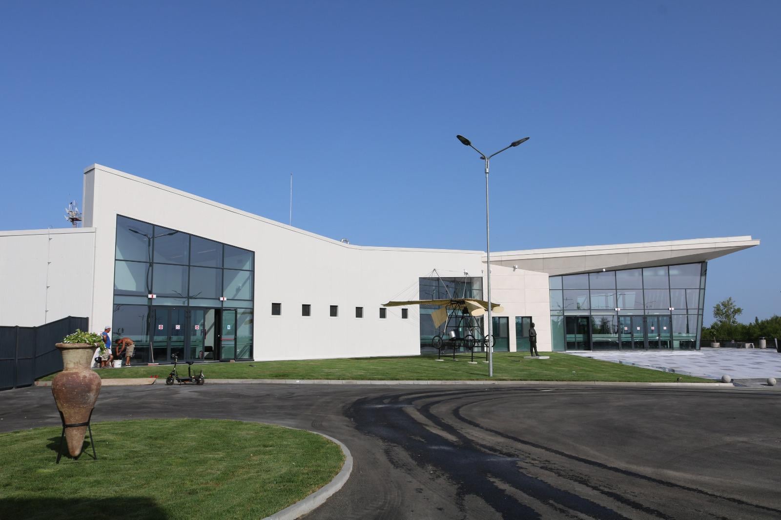 terminal sosiri externe aeroport international 1