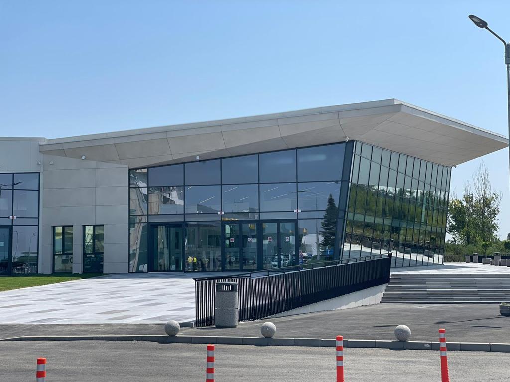 terminal sosiri externe aeroport international timisoara 4