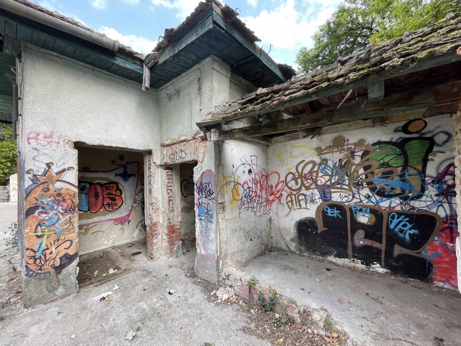 baza uszoda ruina august 2021 7