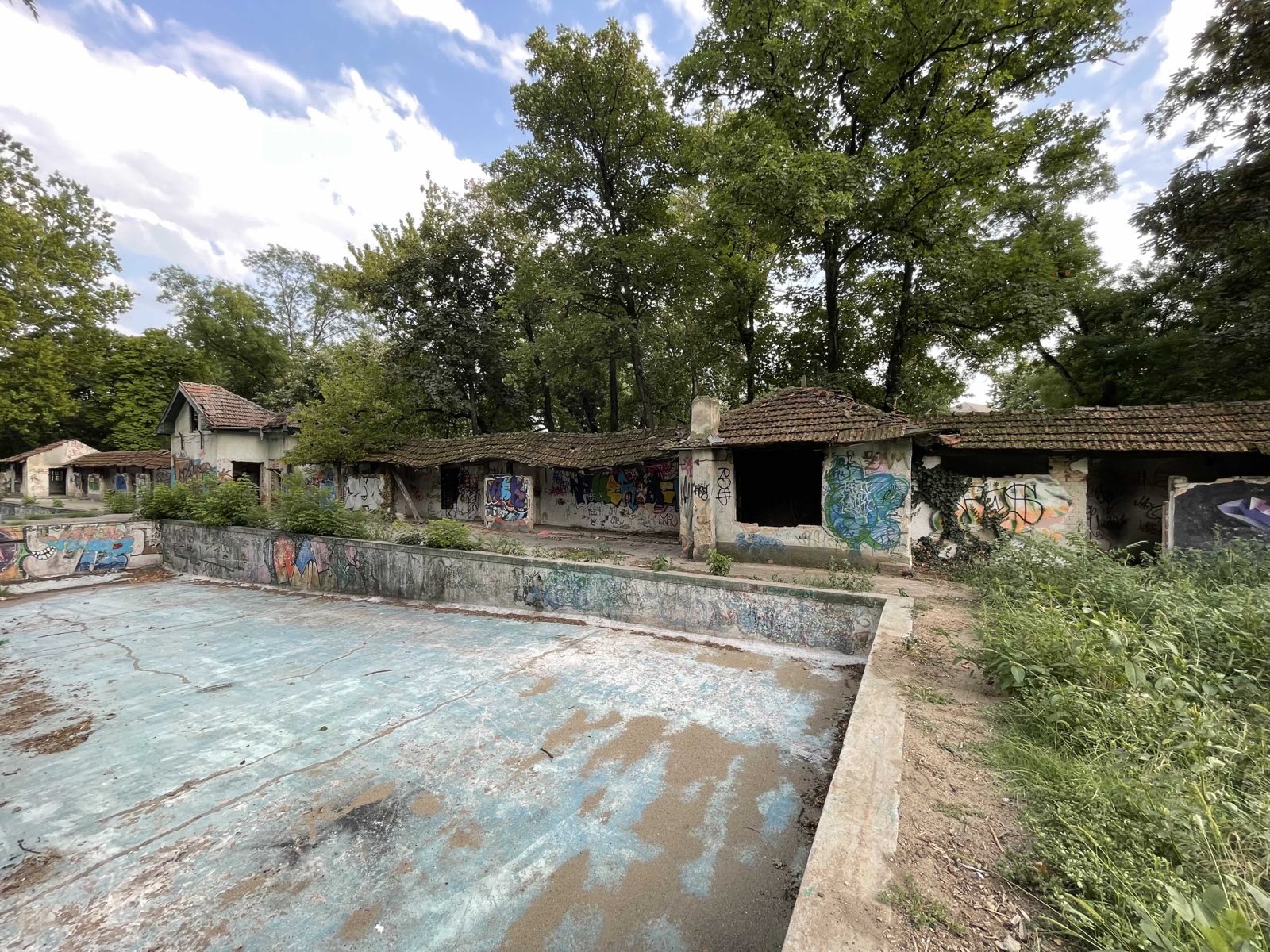 baza uszoda ruina august 2021 11