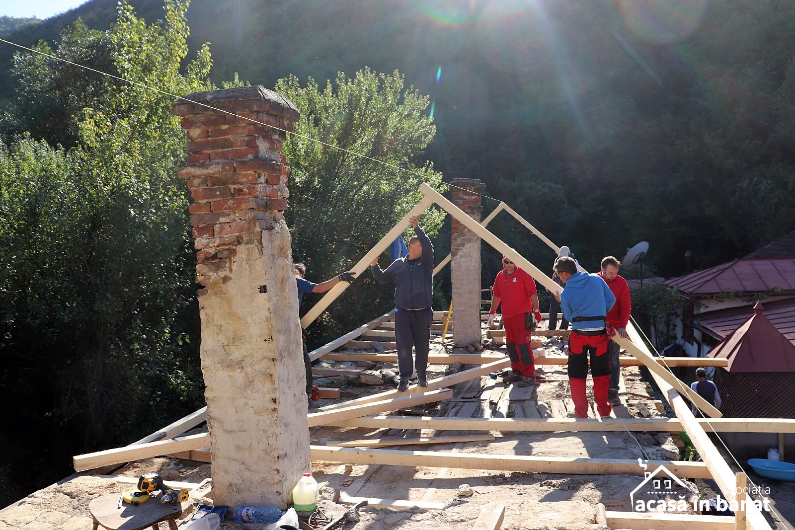 Voluntarii Acasă în Banat au renovat Muzeul etnografic din Sasca Montană