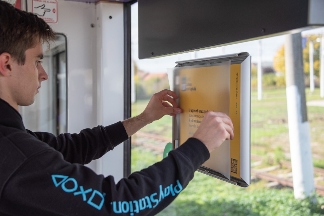 uvt afise poezie stpt (5)