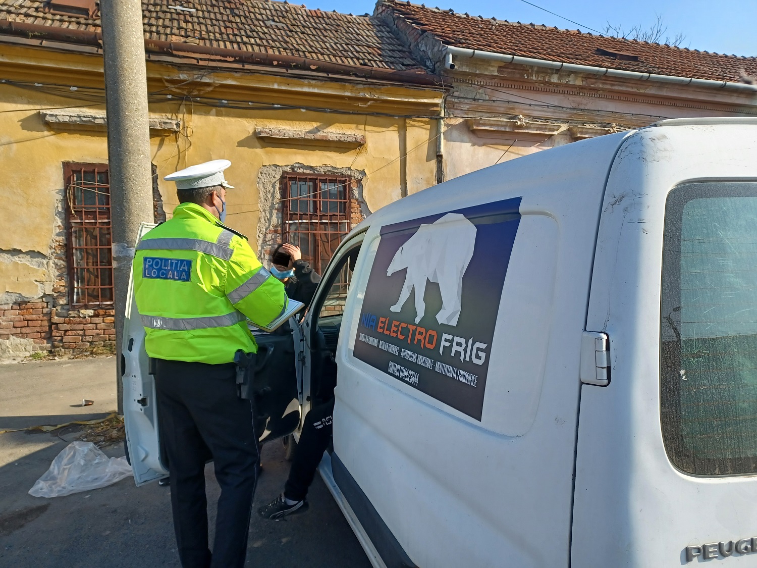 razie politia locala (4)