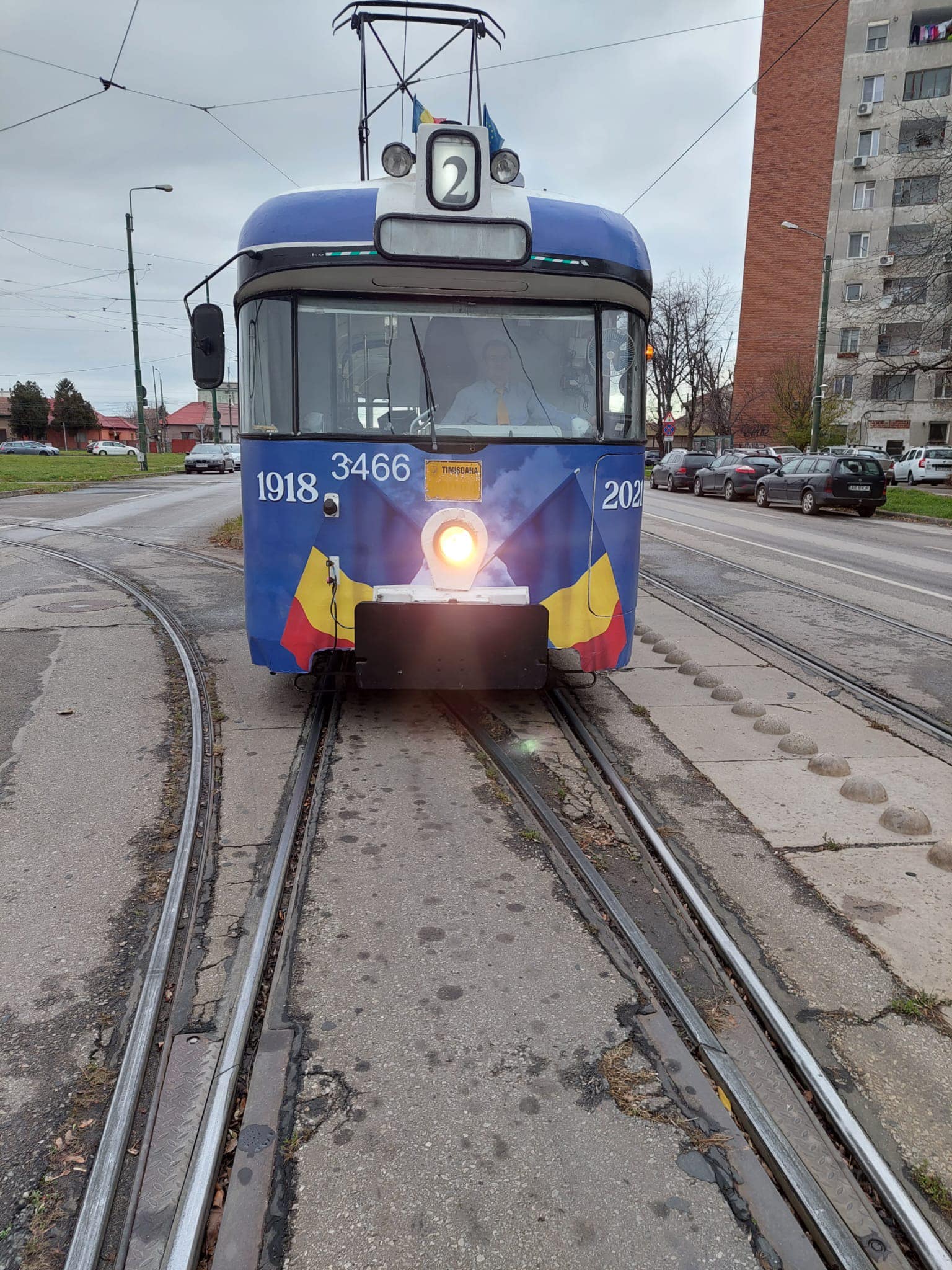 Tramvai personalizat în culorile României