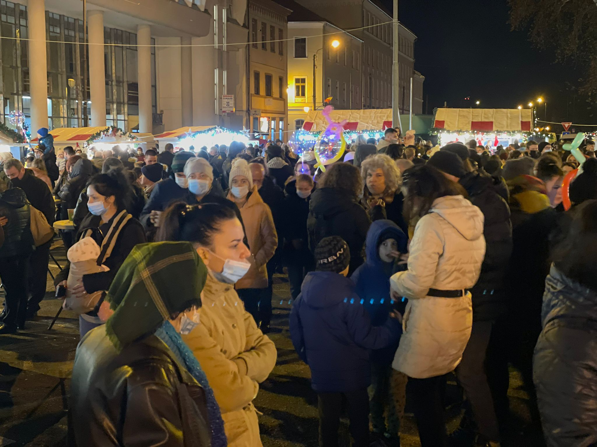 inghesuiala targul de craciun 2021 4