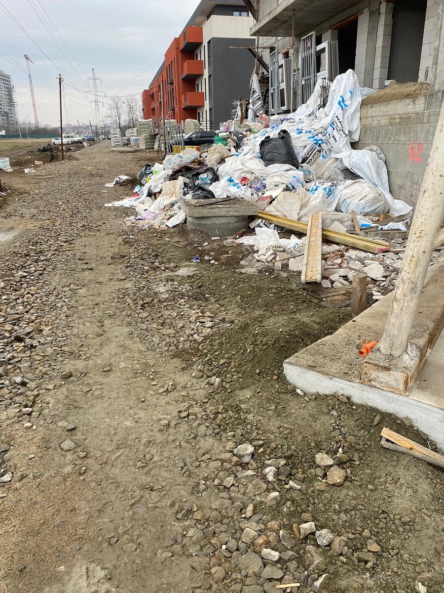 gunoi santiere politia locala mizerie