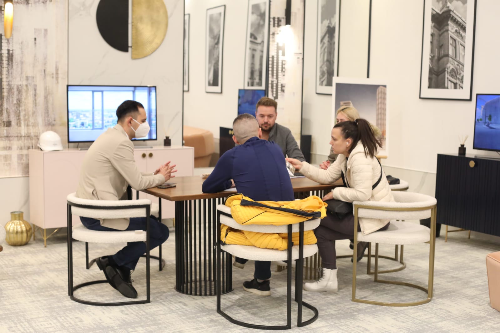 WhatsApp Image 2022-04-03 at 4.06.06 PM (1)