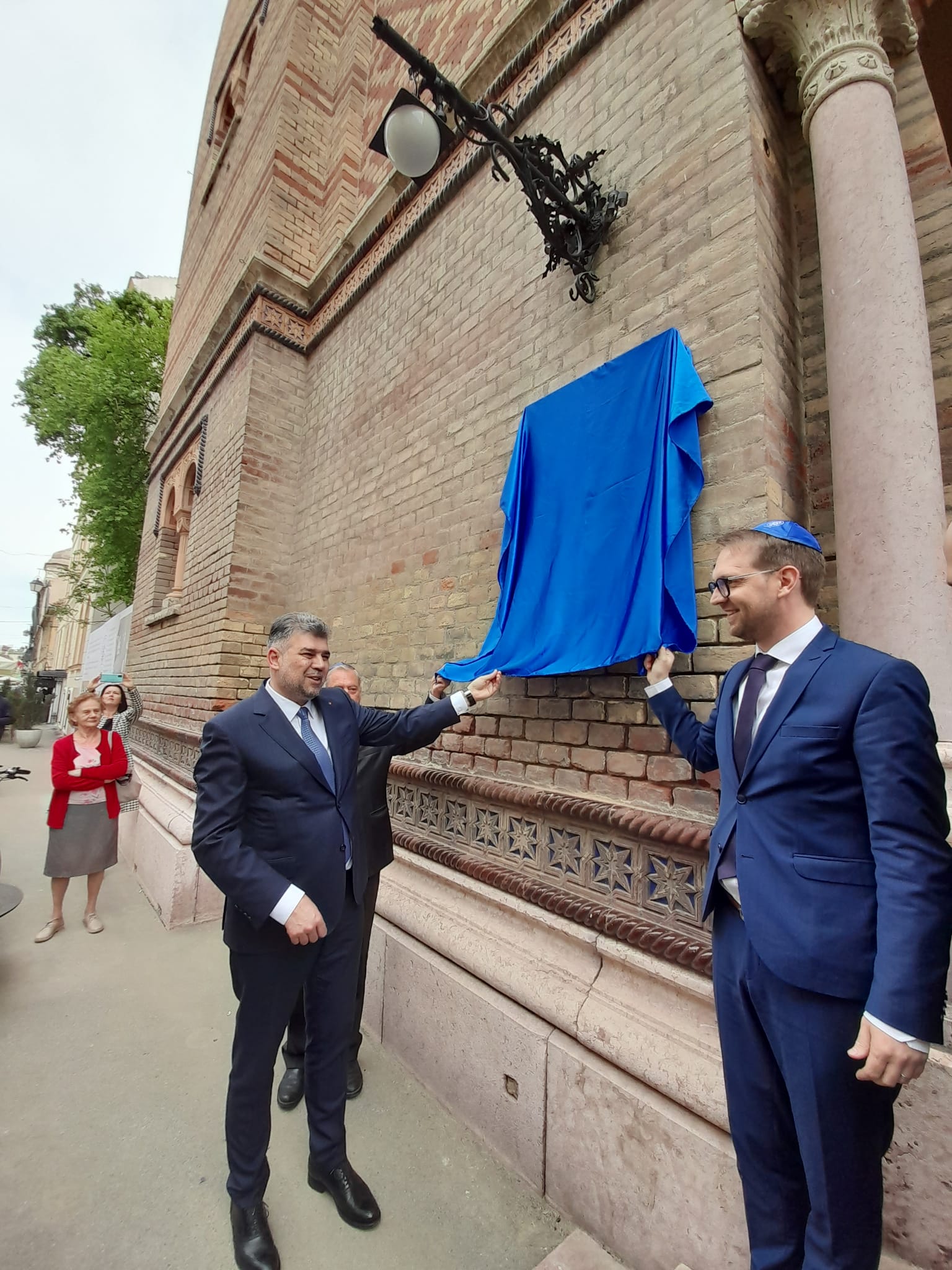 WhatsApp Image 2022-05-06 at 15.04.20 (1)