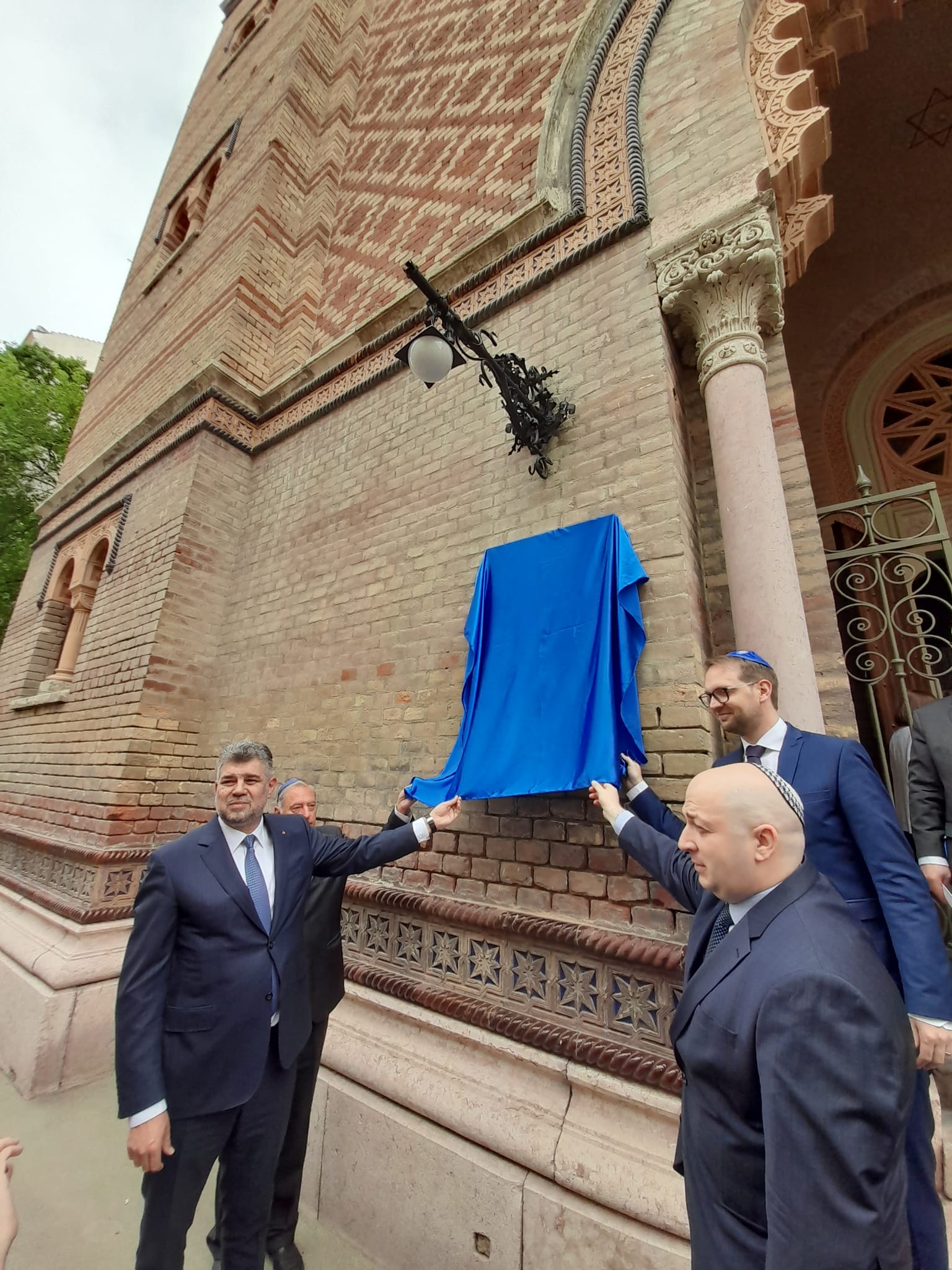 WhatsApp Image 2022-05-06 at 15.04.21