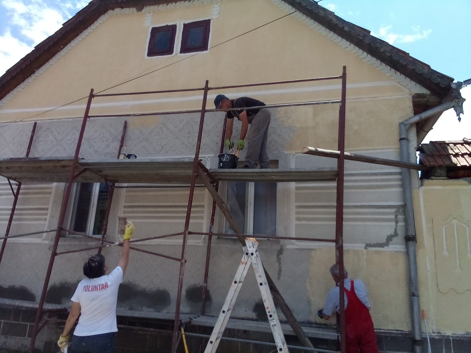 farasesti color the village (7)