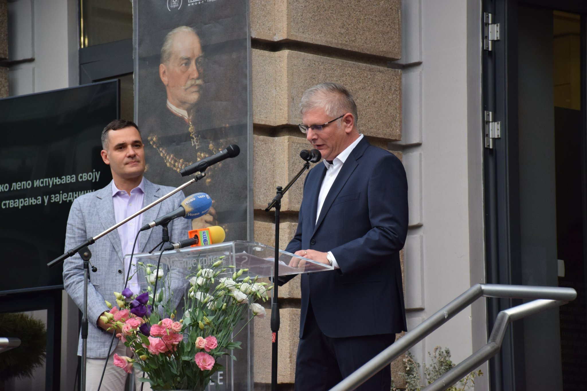 expozitia parallels (5)