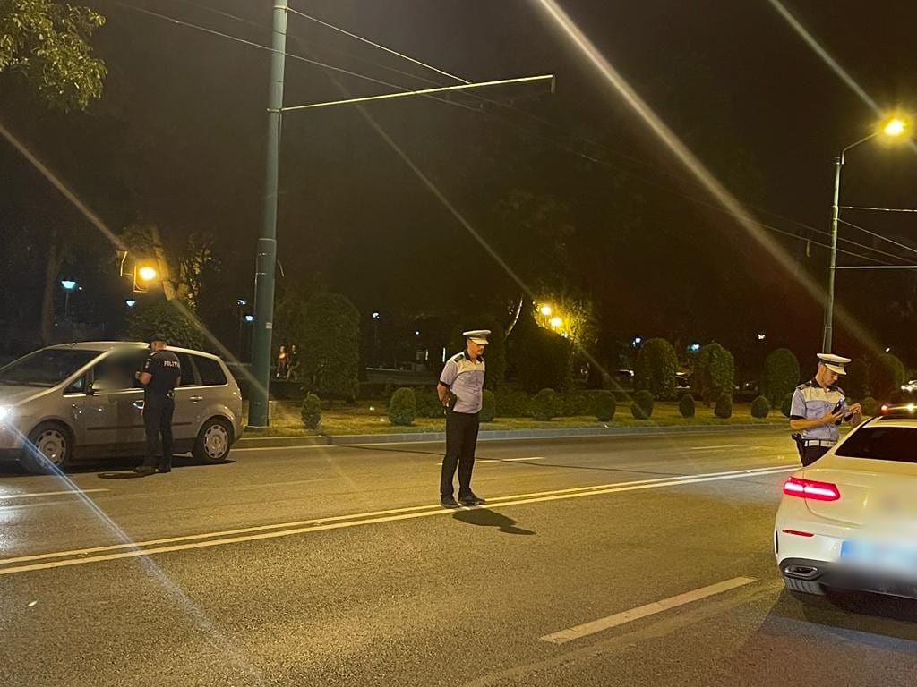 razie politie noapte (2)